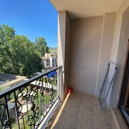 каскадас луксозни нови студия Apartament *